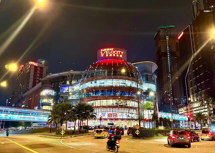 Sunway Velocity Two, Kuala Lumpur By De Harlequins Suite